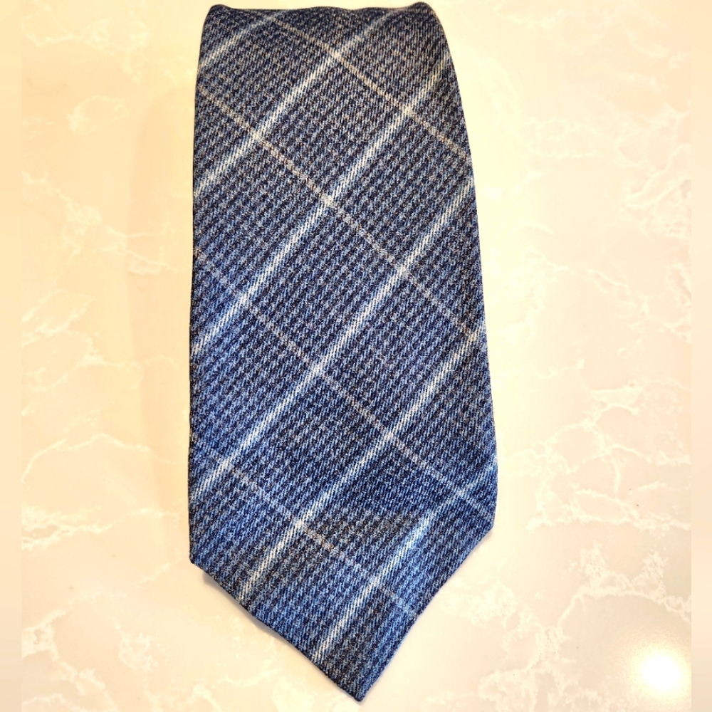 JOHN VARVATOS MAINLINE Silver Blue Checker Pattern 3-Fold 100% Italian Silk Tie